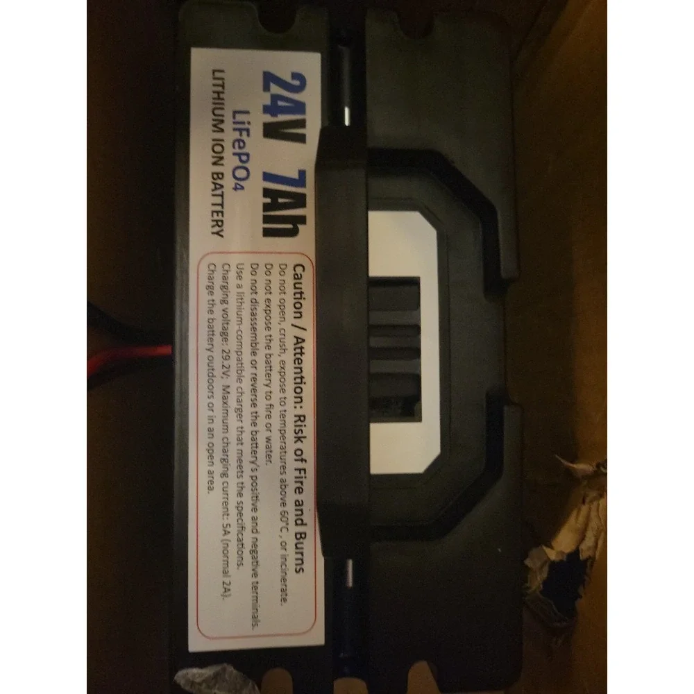 24V 7Ah Lithium LiFePO4 Battery With Charging Cord